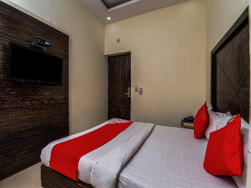 Hotel Mohan International New Delhi Bagian luar foto